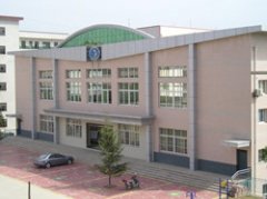 十堰市医药卫生学校