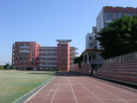 垦利县西宋乡中学